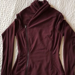Lululemon Bordeaux Drama Bhakti Jacket